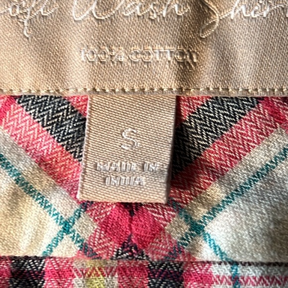 Banana Republic Soft Wash Shirt 100% cotton - Picture 5 of 6